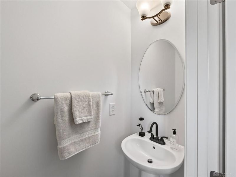 111 Shoemaker Lane, Vandalia, OH 45377 Photo 8