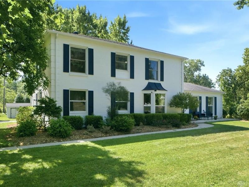 2715 Blue Rock Drive, Beavercreek, OH 45434 Photo 2