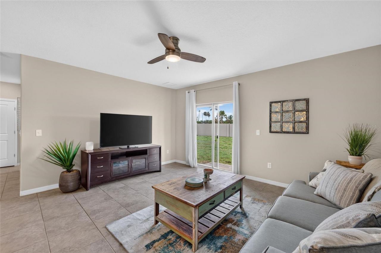 5119 White Chicory Drive, Apollo Beach, FL 33572 Photo