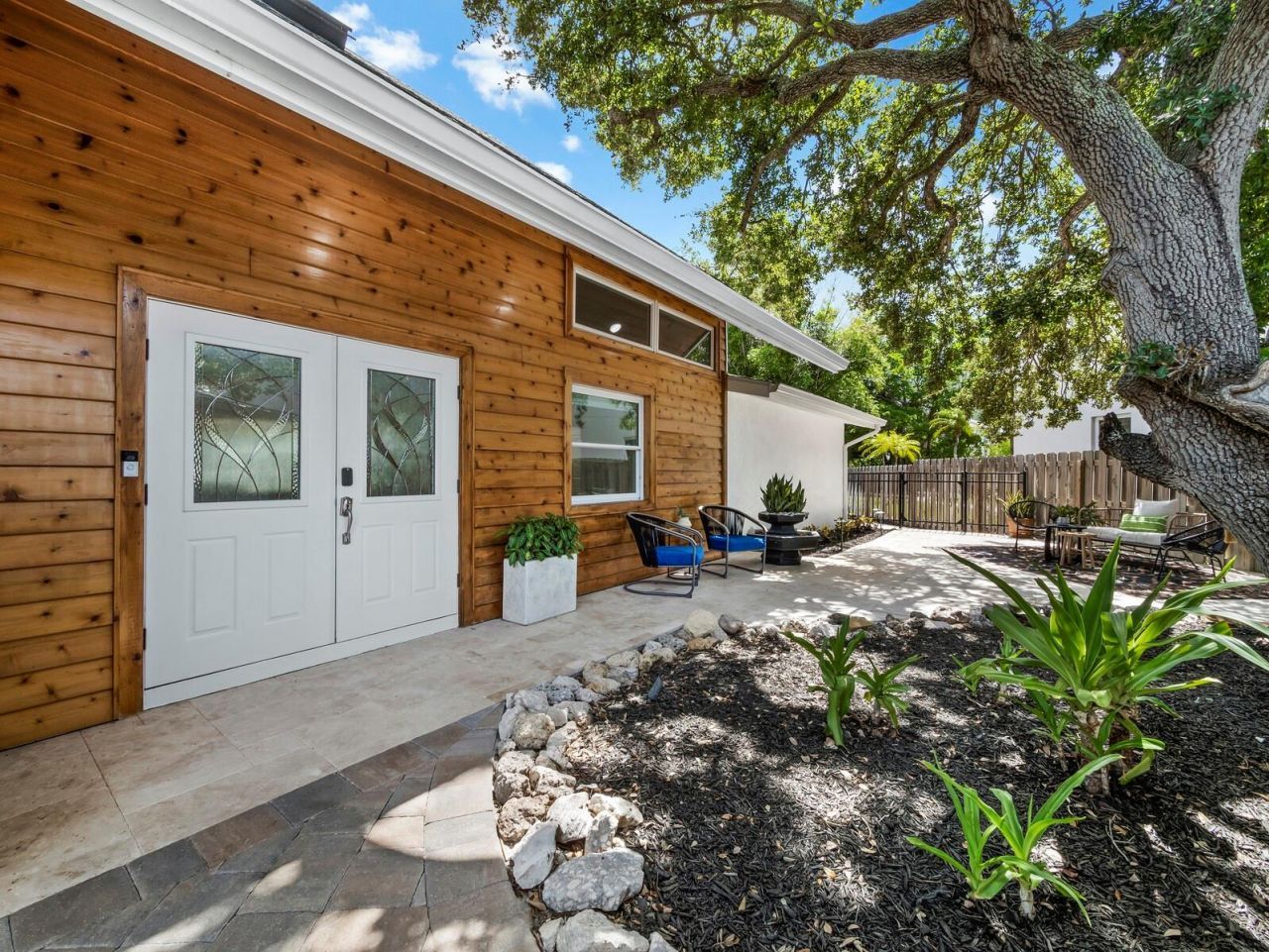430 Island Circle, Sarasota, FL 34242 Photo