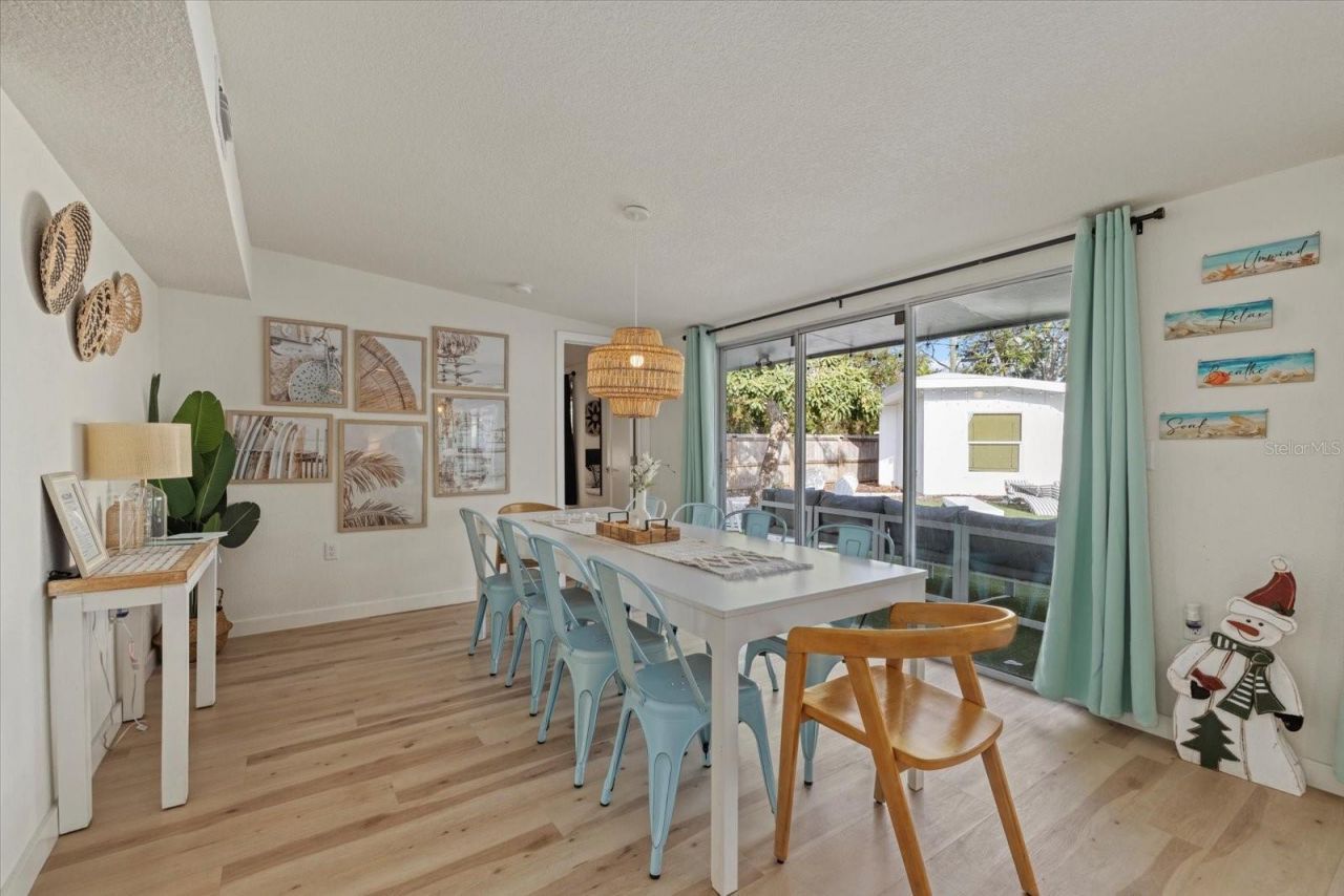 2069 Bougainvillea Street, Sarasota, FL 34239 Photo