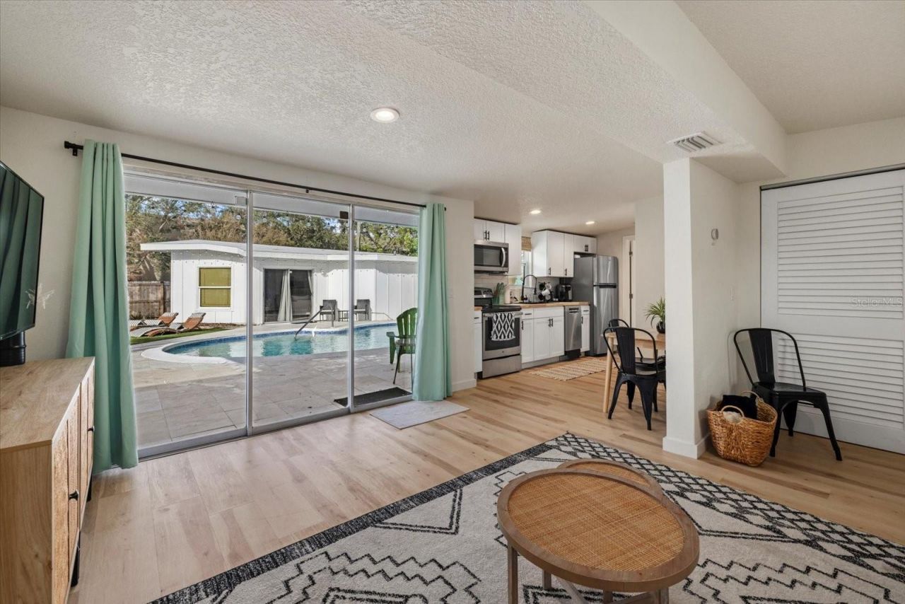 2069 Bougainvillea Street, Sarasota, FL 34239 Photo