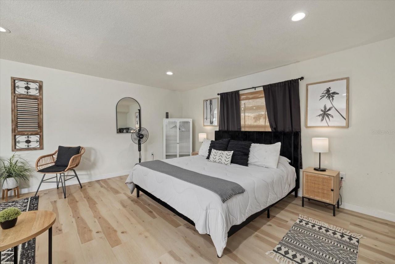 2069 Bougainvillea Street, Sarasota, FL 34239 Photo