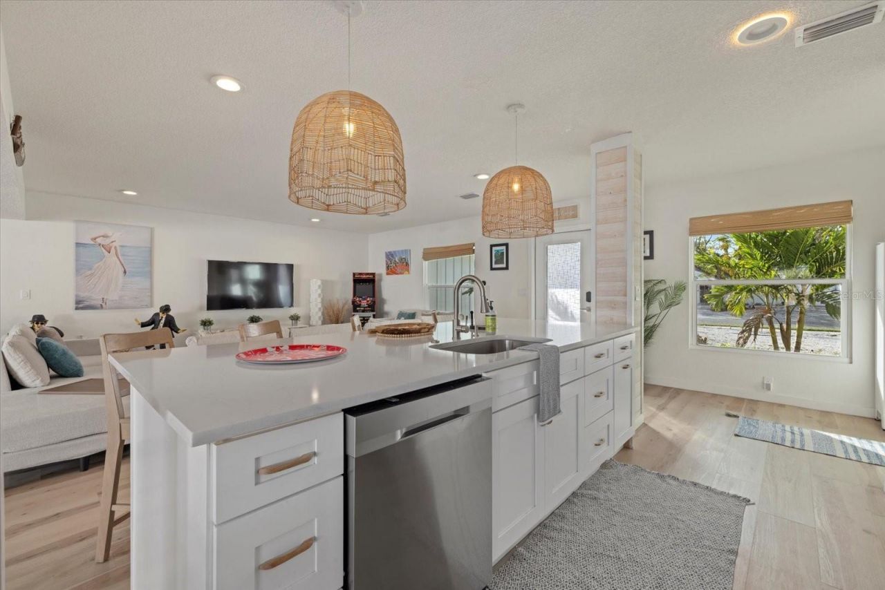2069 Bougainvillea Street, Sarasota, FL 34239 Photo