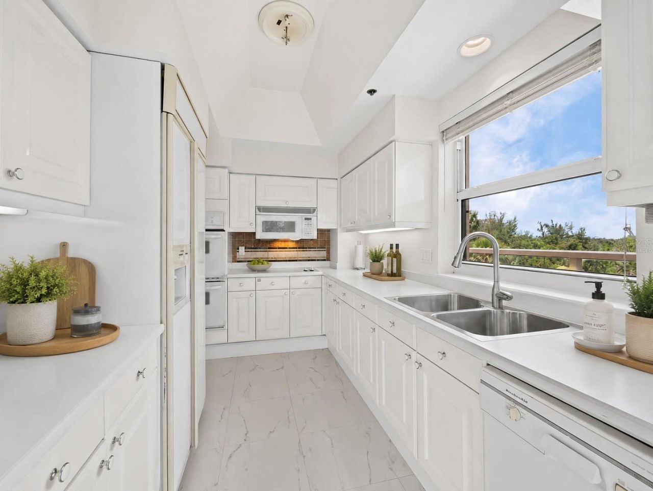 3080 Grand Bay Boulevard, Unit 512, Longboat Key, FL 34228 Photo