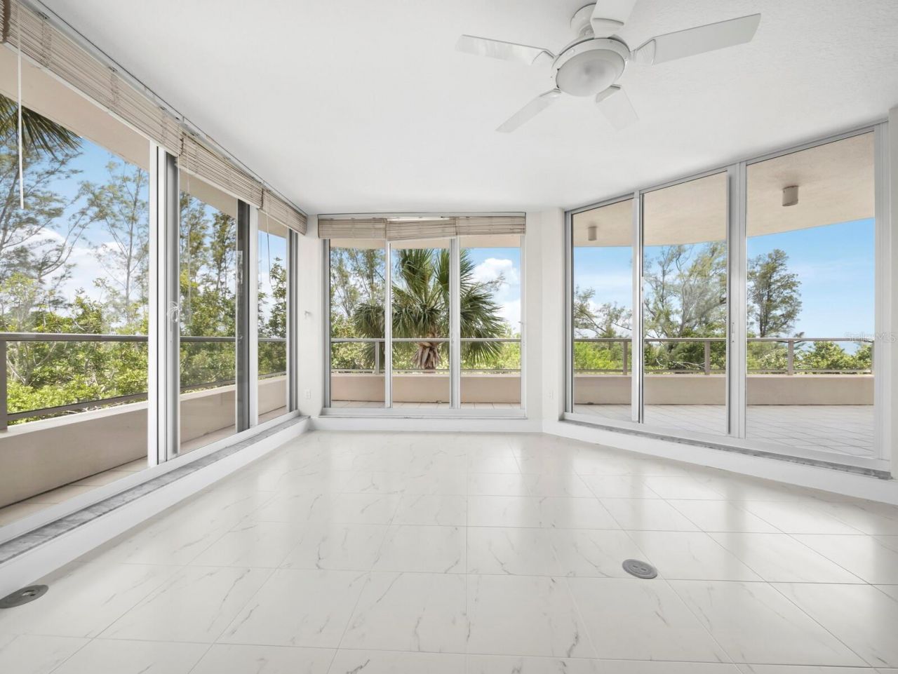 3080 Grand Bay Boulevard, Unit 512, Longboat Key, FL 34228 Photo