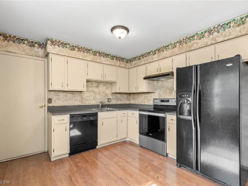 1055 Thomas Drive, Ashland, OH 44805 Photo 13