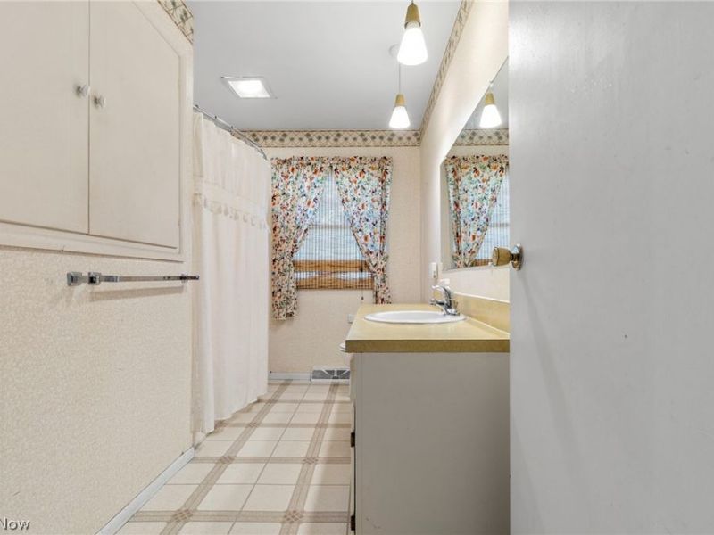 1055 Thomas Drive, Ashland, OH 44805 Photo 17