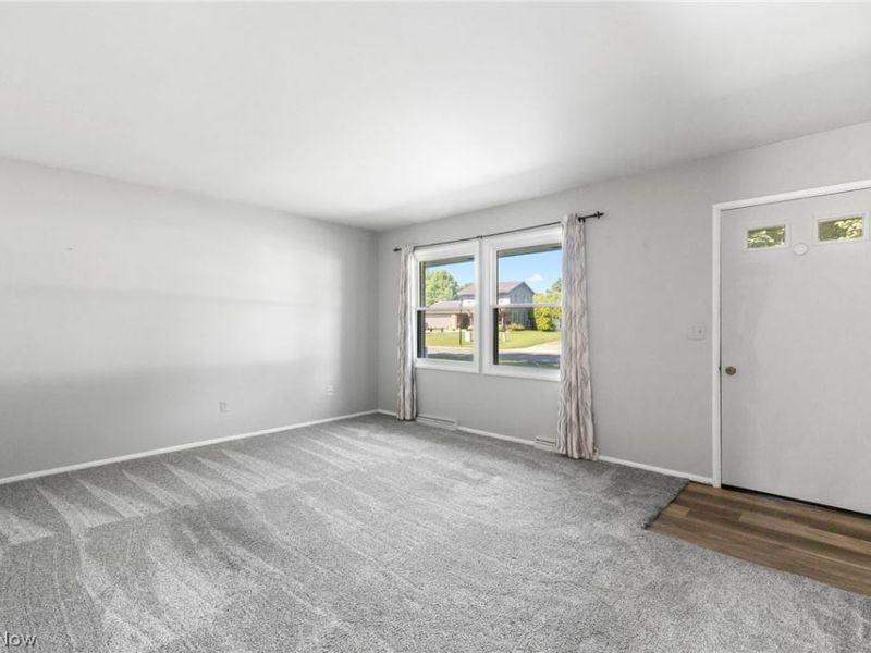 1055 Thomas Drive, Ashland, OH 44805 Photo 7