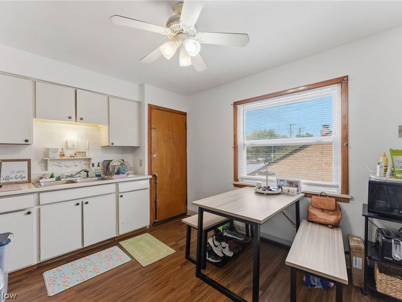 14220 Triskett Road, Unit Up, Cleveland, OH 44111 Photo 2