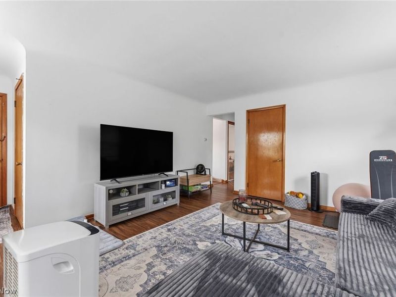 14220 Triskett Road, Unit Up, Cleveland, OH 44111 Photo 6