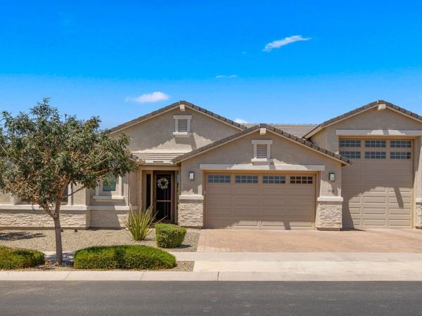 21136 E CATTLE Drive, Queen Creek, AZ 85142