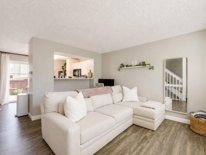 7714 Barkwood Drive, Unit 3A, Columbus, OH 43085 Photo 5