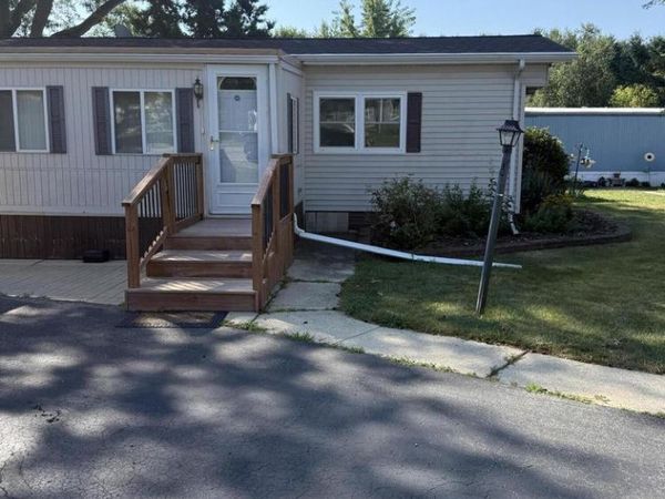 1463 Sunrise TRAIL, Burlington, WI 53105