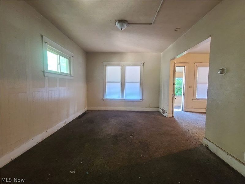 12419 Locke Avenue, Cleveland, OH 44108 Photo 5