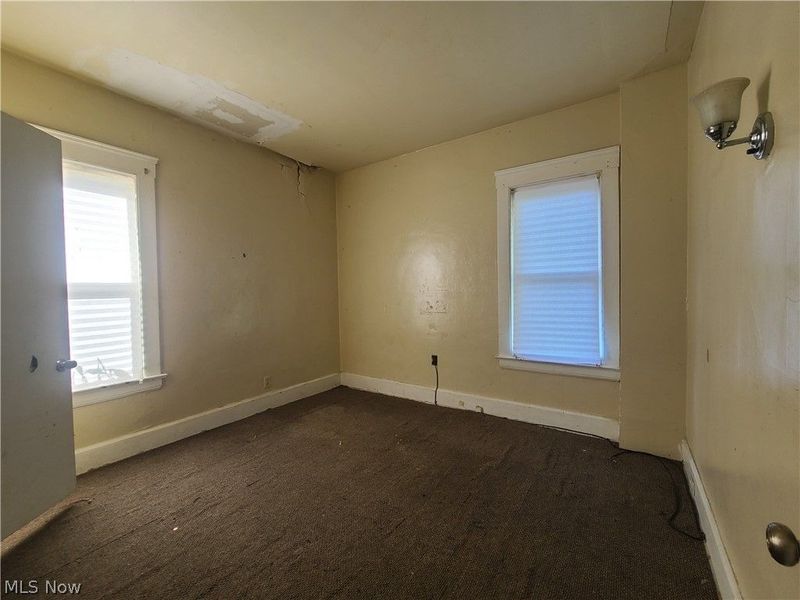 12419 Locke Avenue, Cleveland, OH 44108 Photo 9