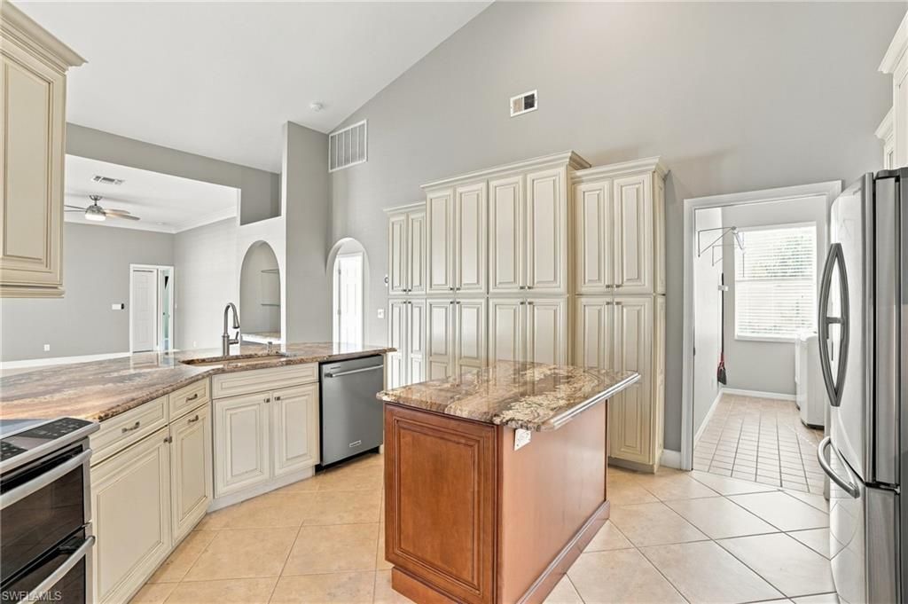 12070 Fairway Isles Dr, Fort Myers, FL 33913 Photo