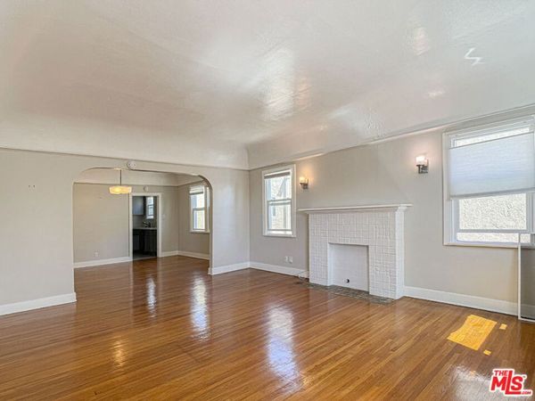 733 N Ridgewood Place, Unit 735 1/2, Los Angeles, CA 90038