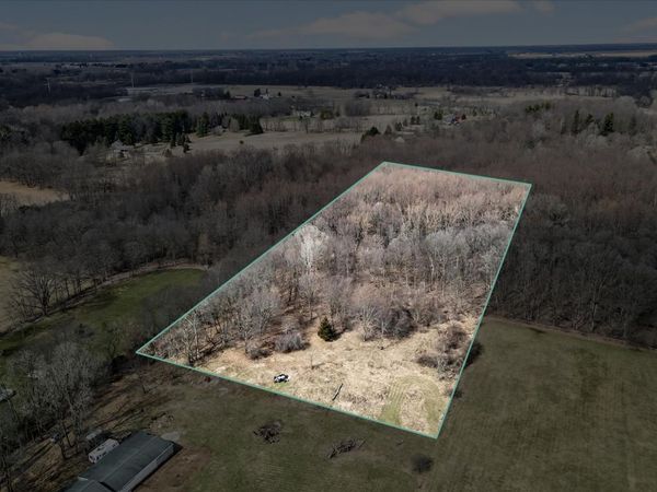 5516 W Lowe Road, Howell Township, Mi 48836