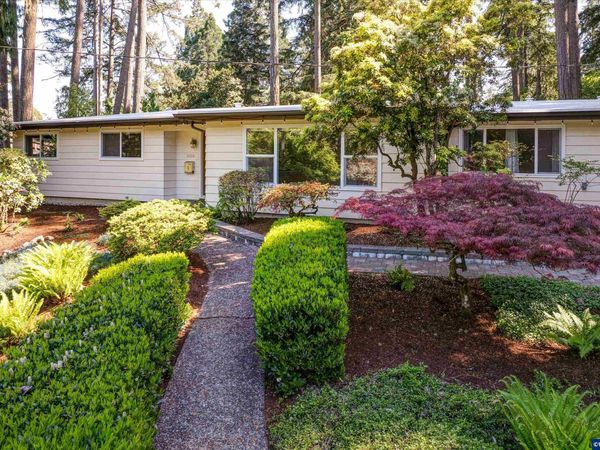 3316 NW Firwood Dr, Corvallis, OR 97330