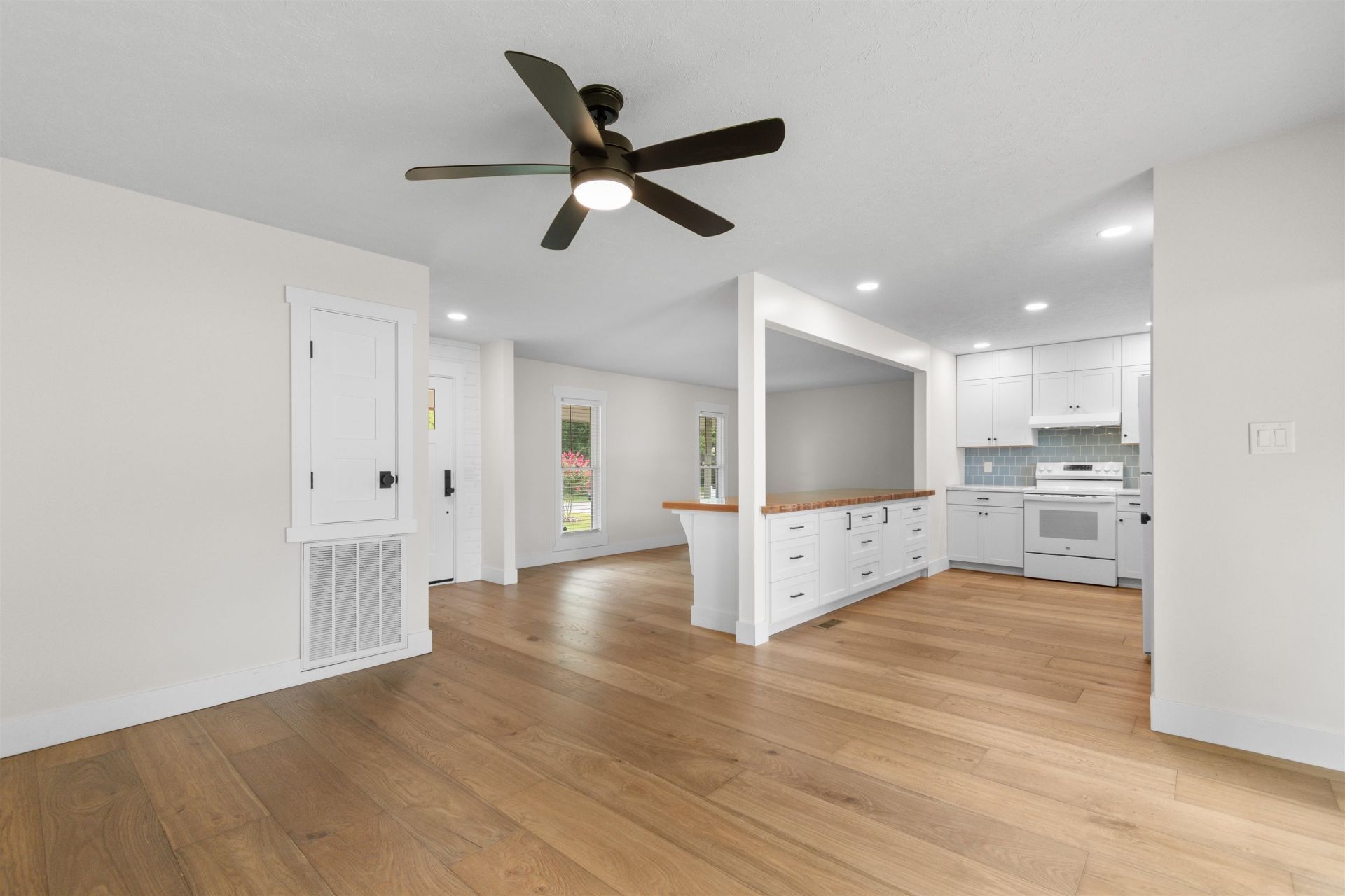 515 3rd Ave. N Photo 12