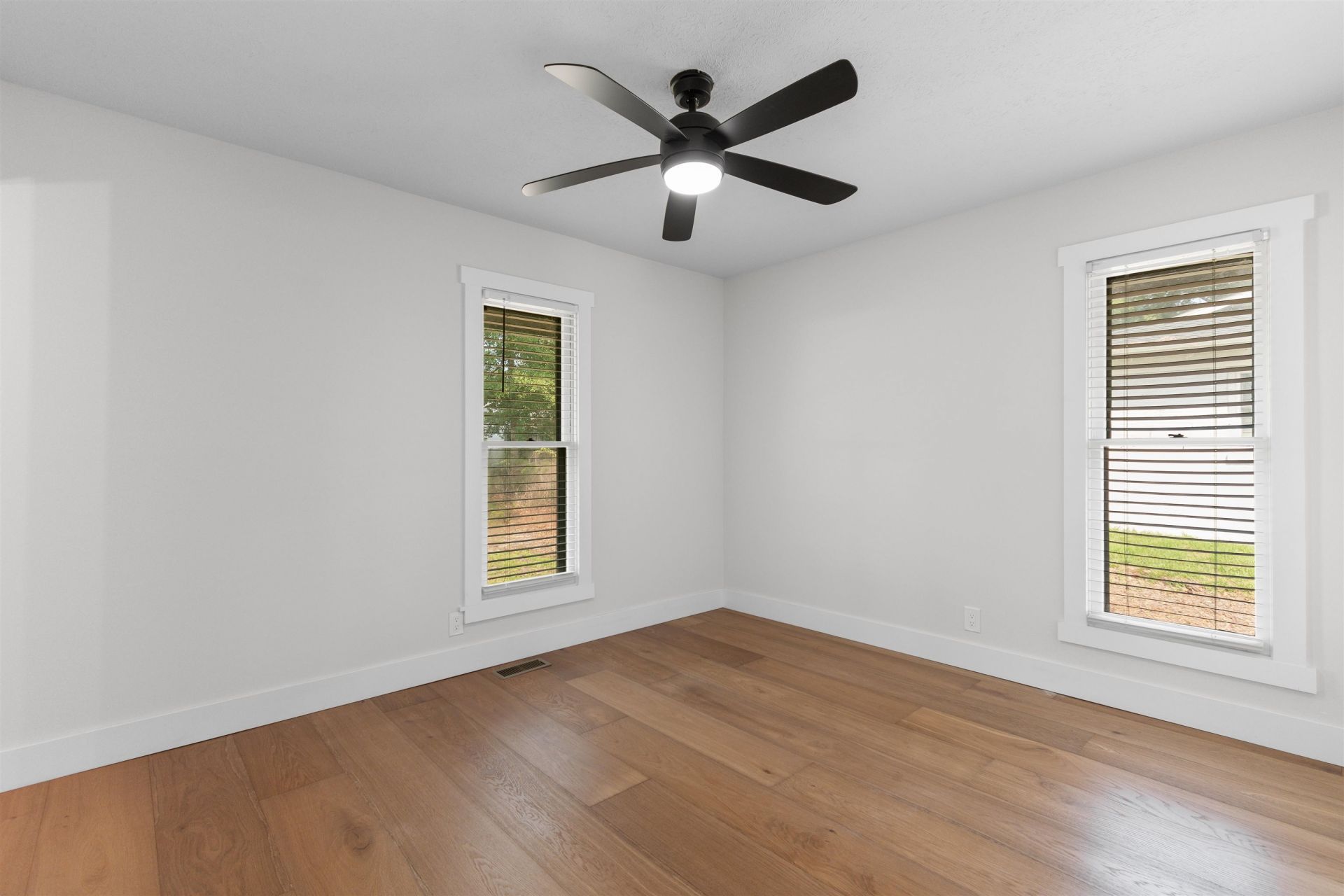 515 3rd Ave. N Photo 18
