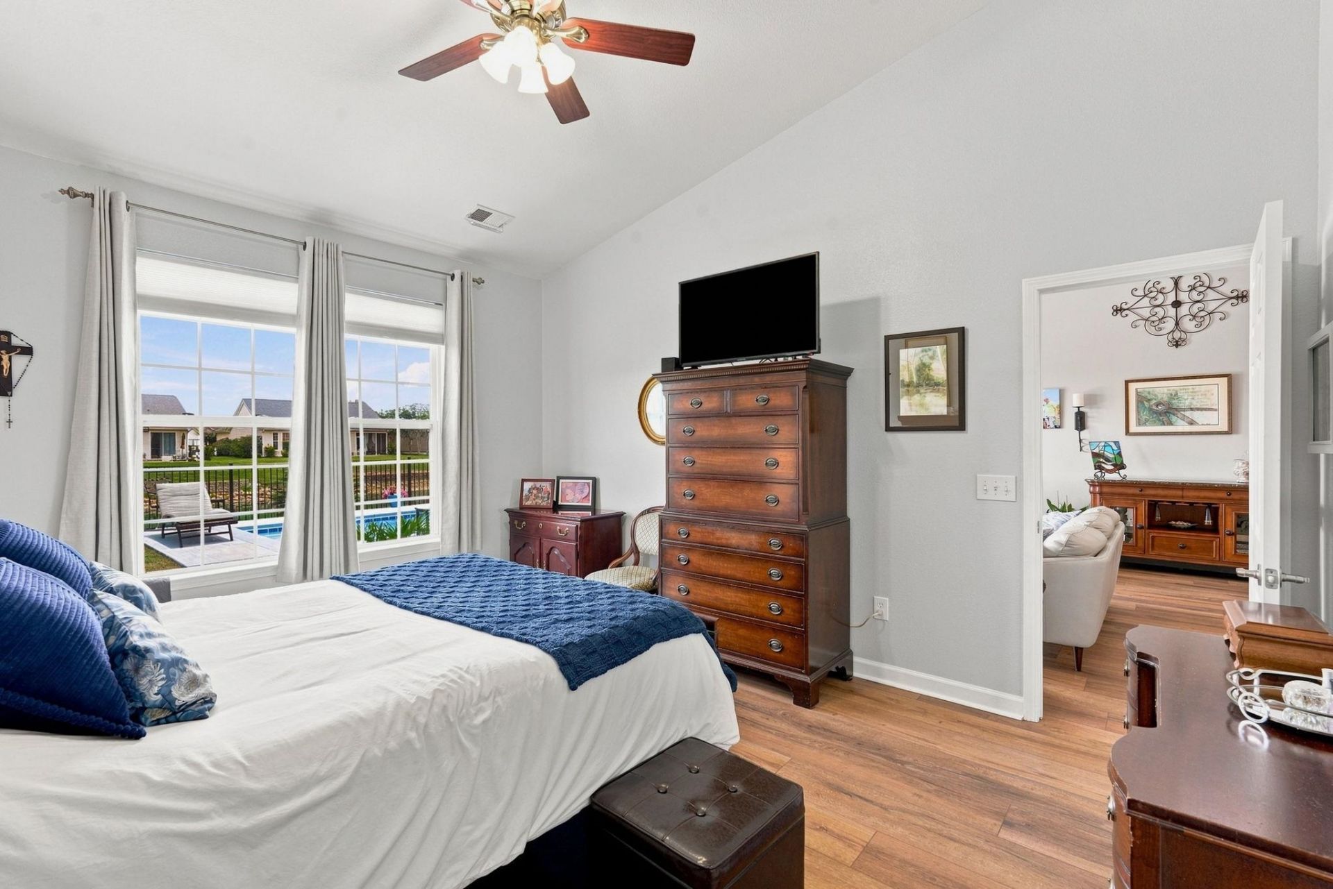 509 Vermillion Dr. Photo 10