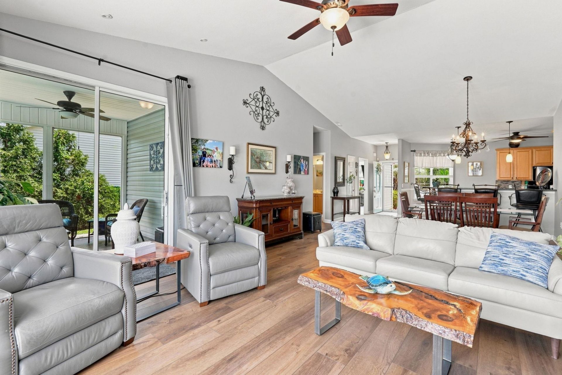 509 Vermillion Dr. Photo 17