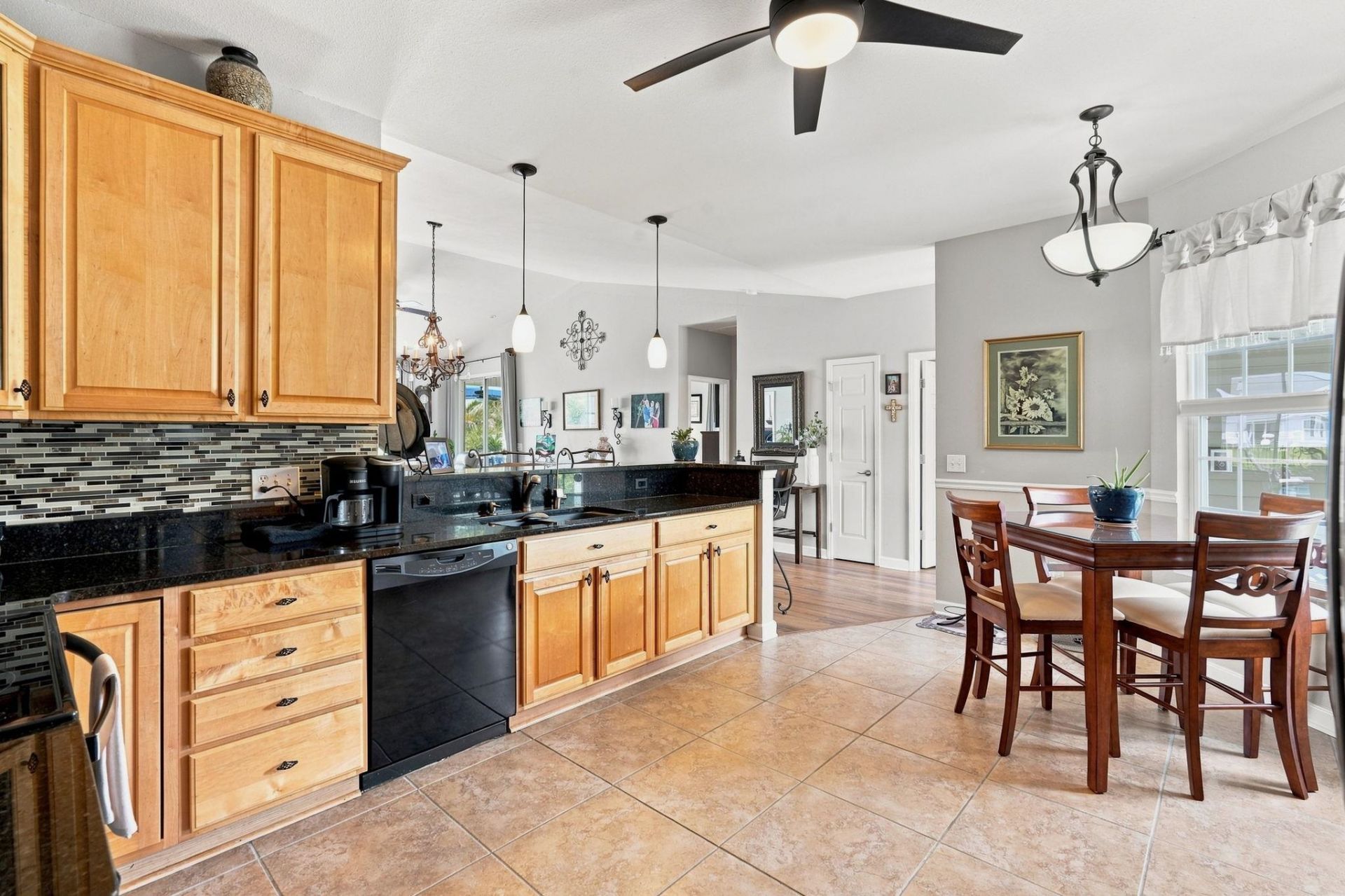509 Vermillion Dr. Photo 25