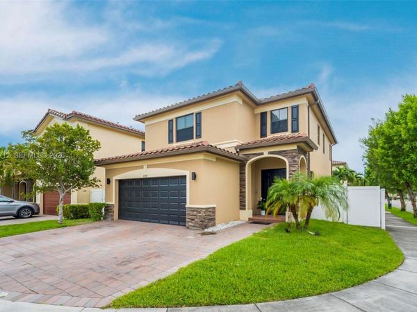 8788 W 35th Ct, Hialeah, FL 33018