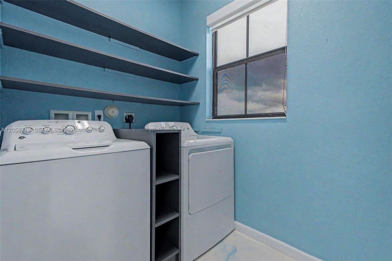 8788 W 35th Ct, Hialeah, FL 33018 Photo