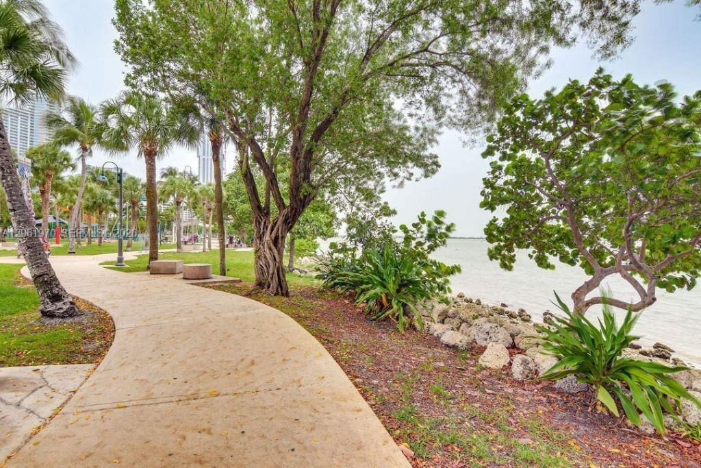 1750 N Bayshore Dr, Unit 1909, Miami, FL 33132 Photo