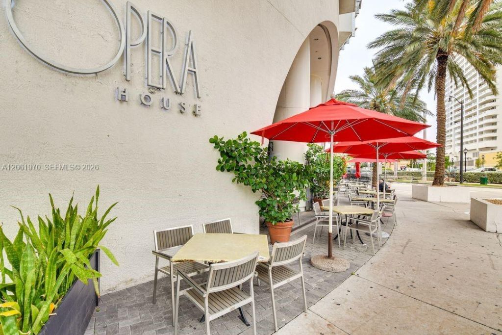 1750 N Bayshore Dr, Unit 1909, Miami, FL 33132 Photo
