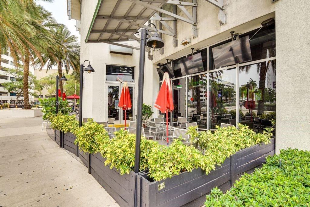 1750 N Bayshore Dr, Unit 1909, Miami, FL 33132 Photo