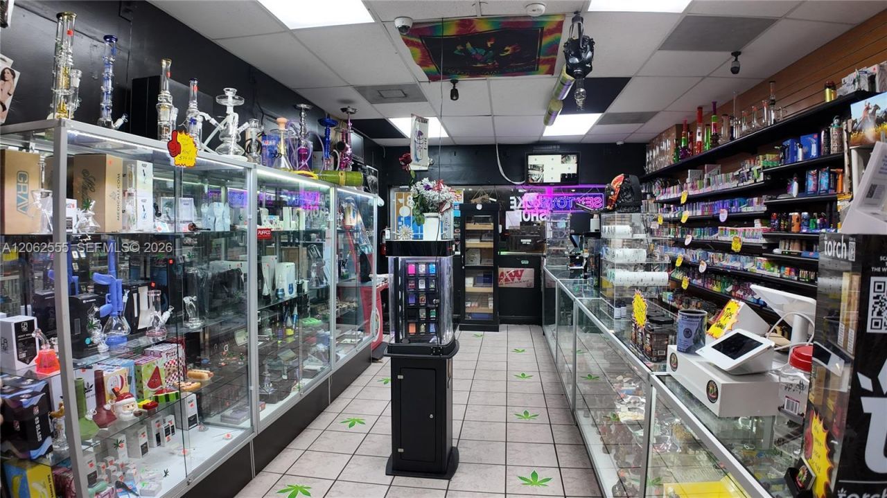 Please Call For Address, Hialeah, FL 33012 Photo