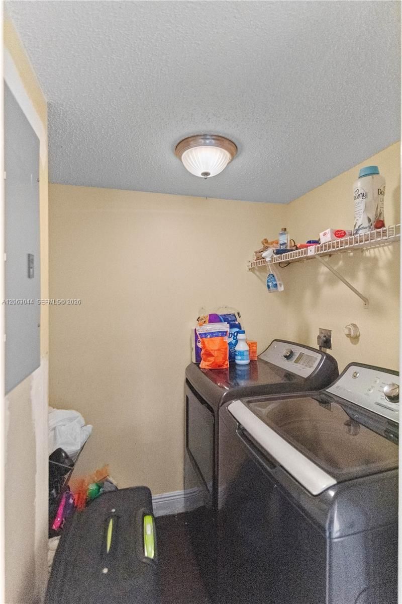 2824 NW 80th Ave, Sunrise, FL 33322 Photo