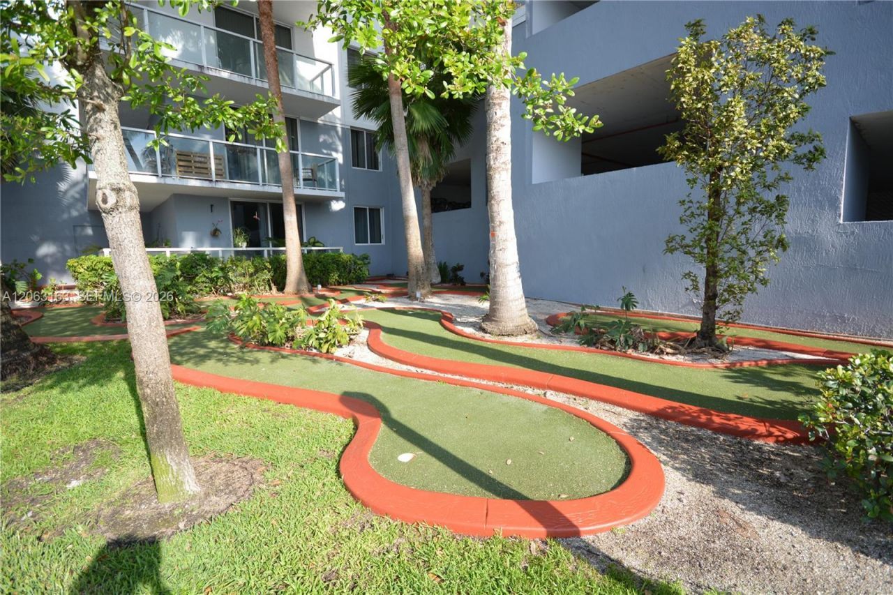 5077 NW 7th St, Unit TS16 (1716, Miami, FL 33126 Photo