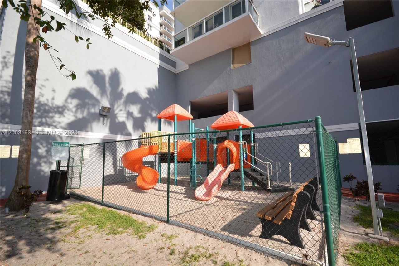 5077 NW 7th St, Unit TS16 (1716, Miami, FL 33126 Photo