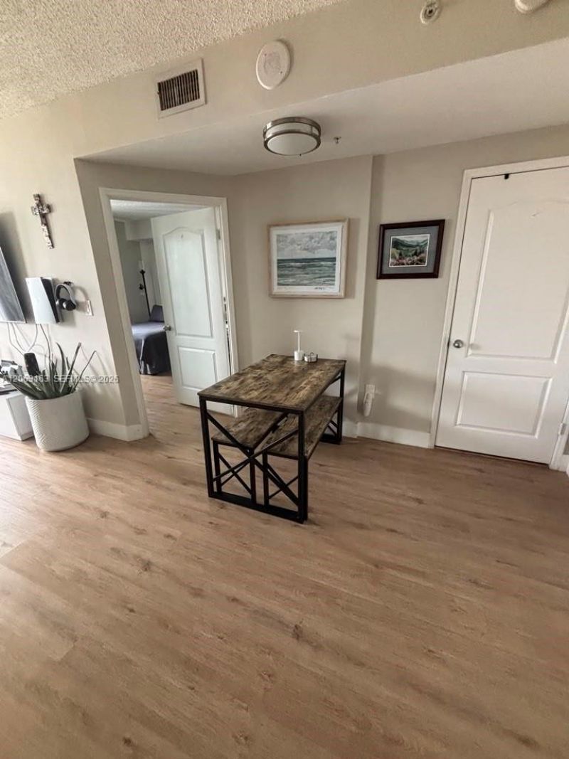 5077 NW 7th St, Unit TS16 (1716, Miami, FL 33126 Photo
