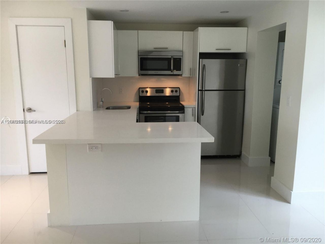 1620 Bay Rd , Miami Beach, FL 33139 Photo