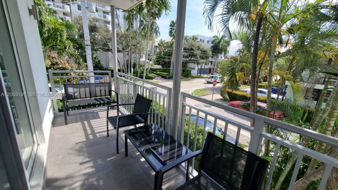 1620 Bay Rd , Miami Beach, FL 33139 Photo