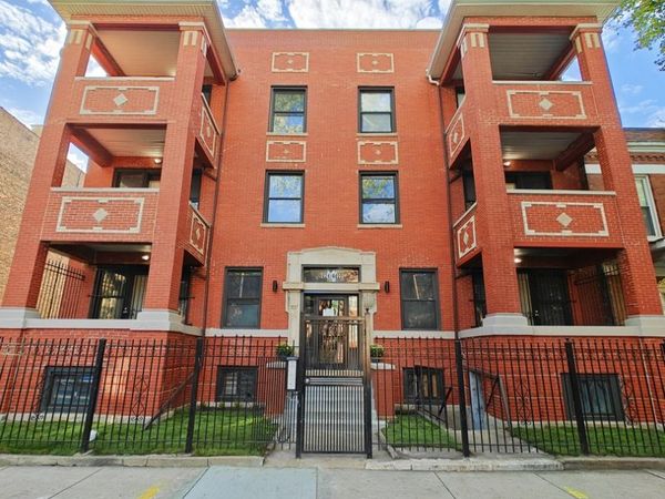 6022 S Eberhart Avenue , Unit 2N, Chicago, IL 60637