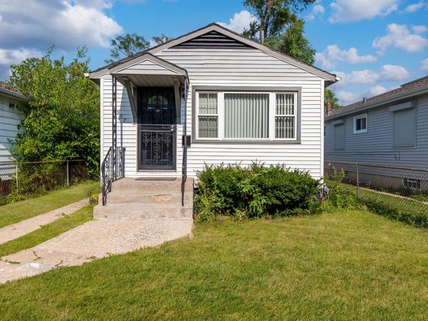 14907 Winchester Avenue , Harvey, IL 60426