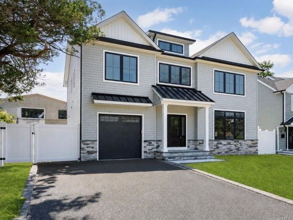 11 Forest Lane, Westbury, NY 11590