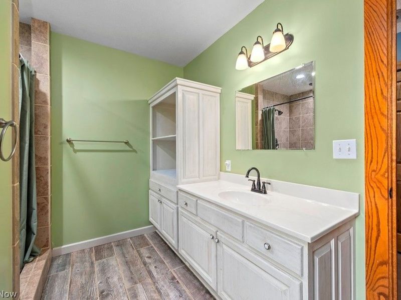 39491 Parsons Road, Grafton, OH 44044 Photo 17