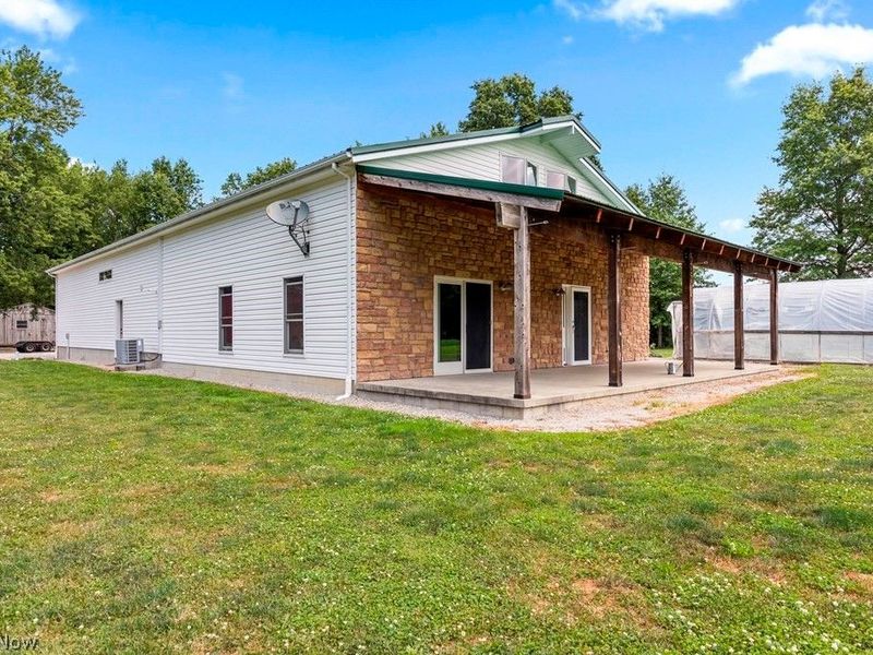 39491 Parsons Road, Grafton, OH 44044 Photo 3