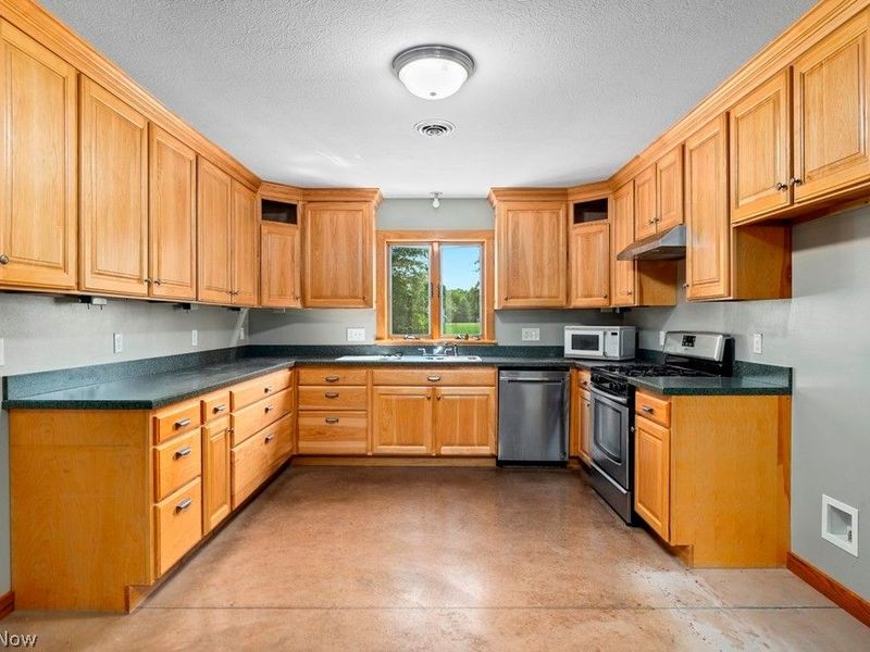 39491 Parsons Road, Grafton, OH 44044 Photo 8