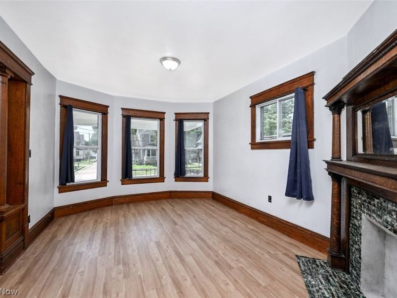 537 E Buchtel Avenue, Akron, OH 44304 Photo 21
