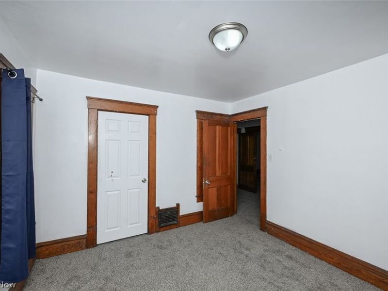 537 E Buchtel Avenue, Akron, OH 44304 Photo 28