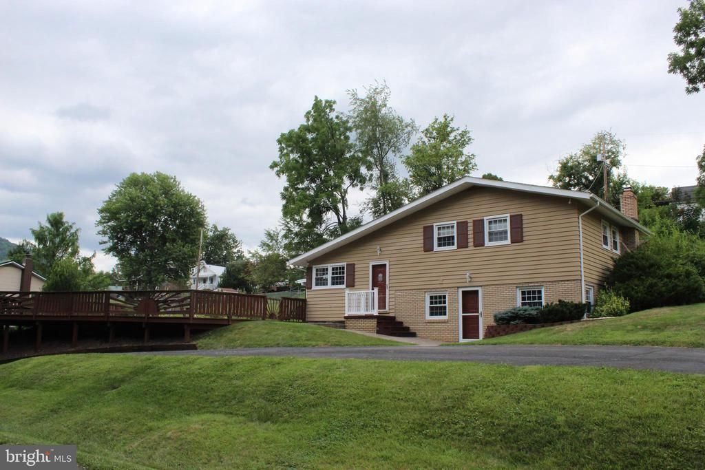 11909 MULBERRY AVENUE, CUMBERLAND, MD 21502